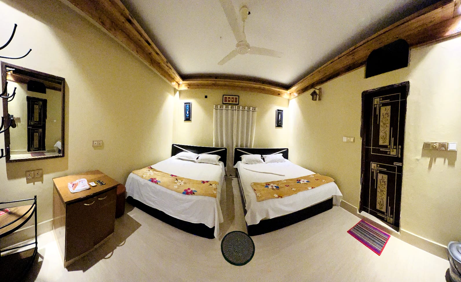 লবস্টার-০৪ Resort Surroundings